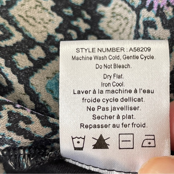 One September Anthropologie Black & Teal Paisley Sleeveless Tank Top Size XS - Picture 9 of 9